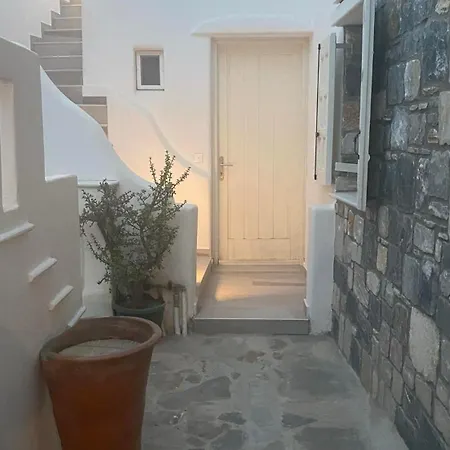 Hotel Theofanis On The *