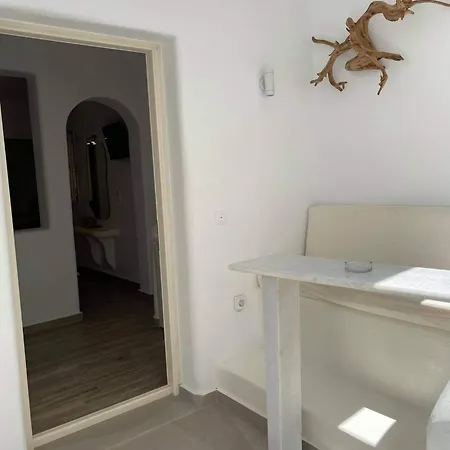 Theofanis On The Hotel *